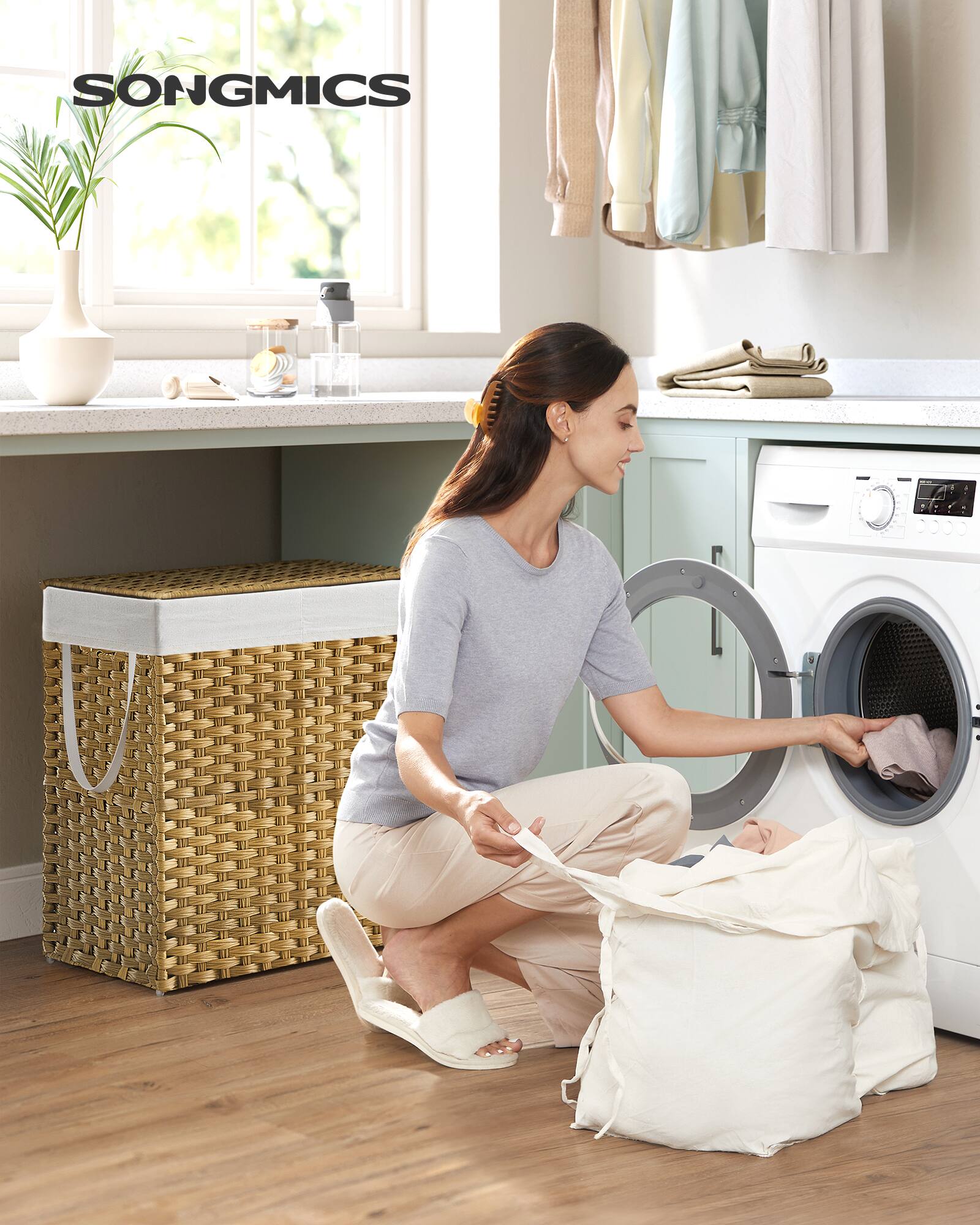 Angle. Songmics Home - Laundry Hamper with Lid and 2 Removable Liner Bags, 110L, 6 Mesh Bags, Wicker Laundry Basket, Double Laundry Hamper - Natural.