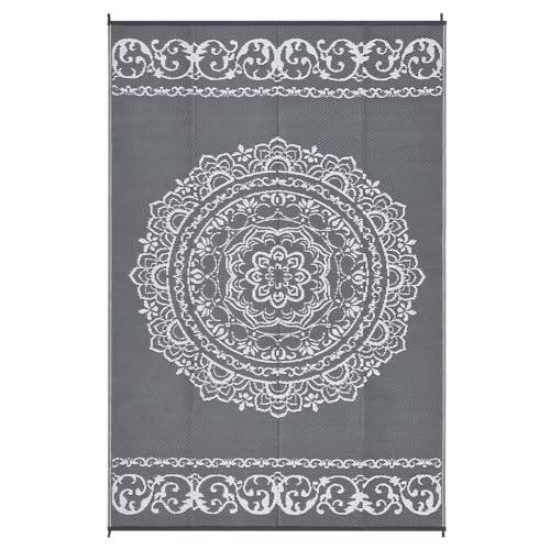 The text in the image appears to be a playful or humorous phrase. Here is the corrected and grouped version:

"SO COOOOK COOSOOOO"