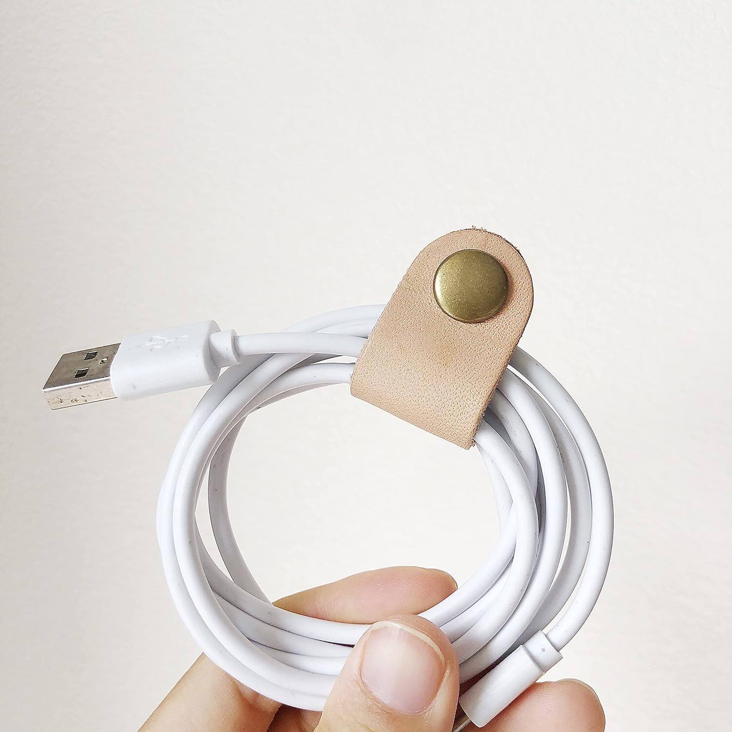 Left. THIRSTY TURTLE - 12-Pack Leather Cable Straps – Portable Cord Organizer for Earphones & Cords.