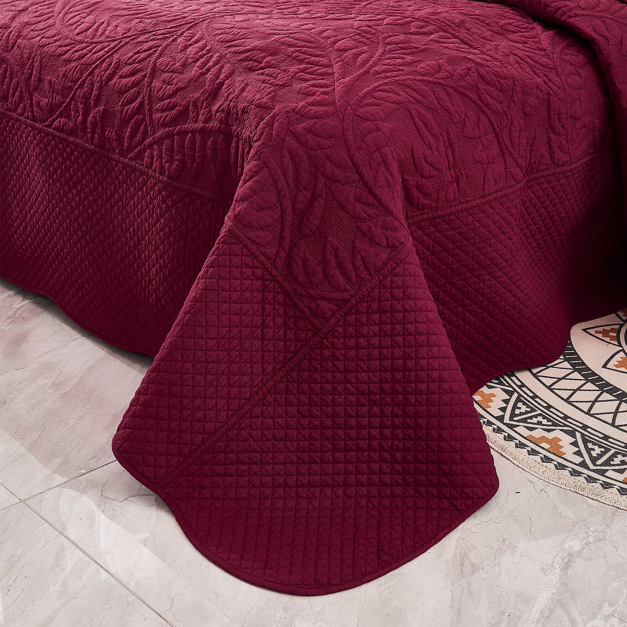 Back. MarCielo - Marcielo 2/3 Piece 100% Cotton Oversized Bedspread Lightweight Quilt Set - Wine Burgundy.