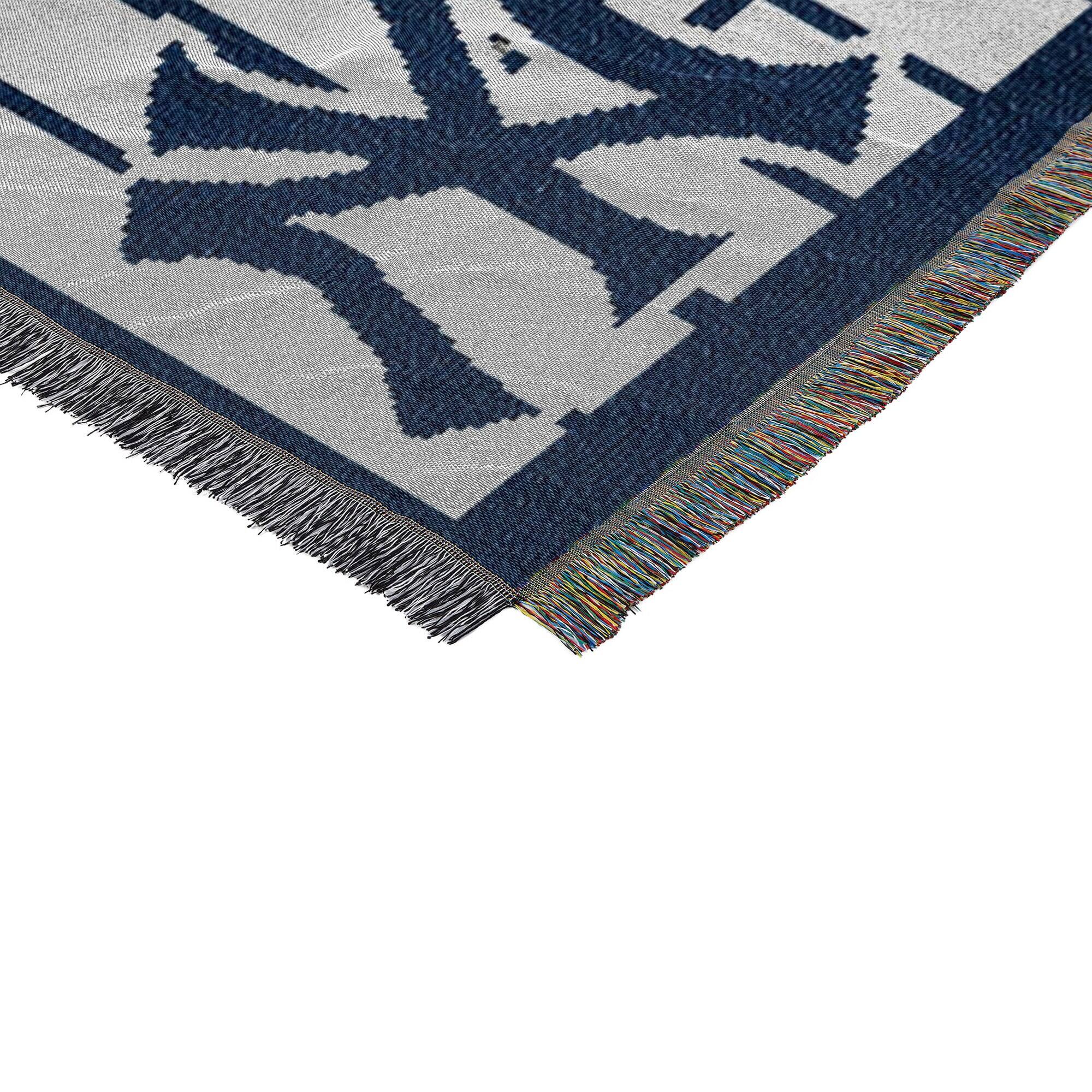 Alt View 1. Northwest - New York Yankees 48" x 60" Stadium Tapestry Throw Blanket - Multicolor.