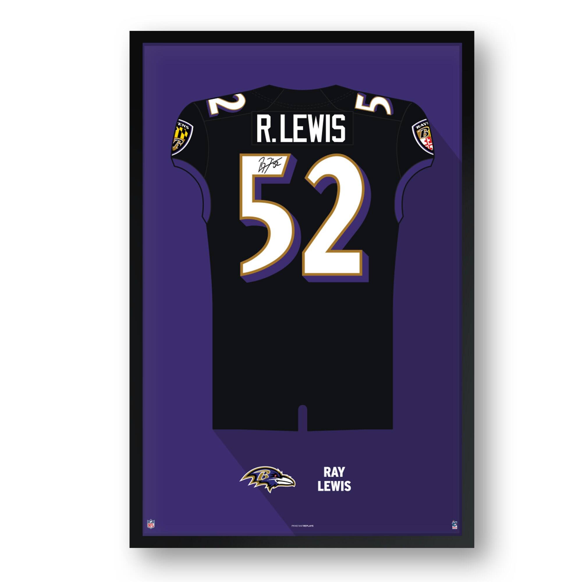 2 5 ENS R. LEWIS TY T 7 52 WAN G B RAY LEWIS 1 5

Corrected:
2 5 ENS R. LEWIS TY T 7 52 WAN G B RAY LEWIS 1 5

The text on the image reads:
"R. LEWIS
52
RAY LEWIS"