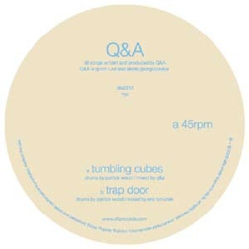 Tumbling Cubes [12 inch Vinyl Single]