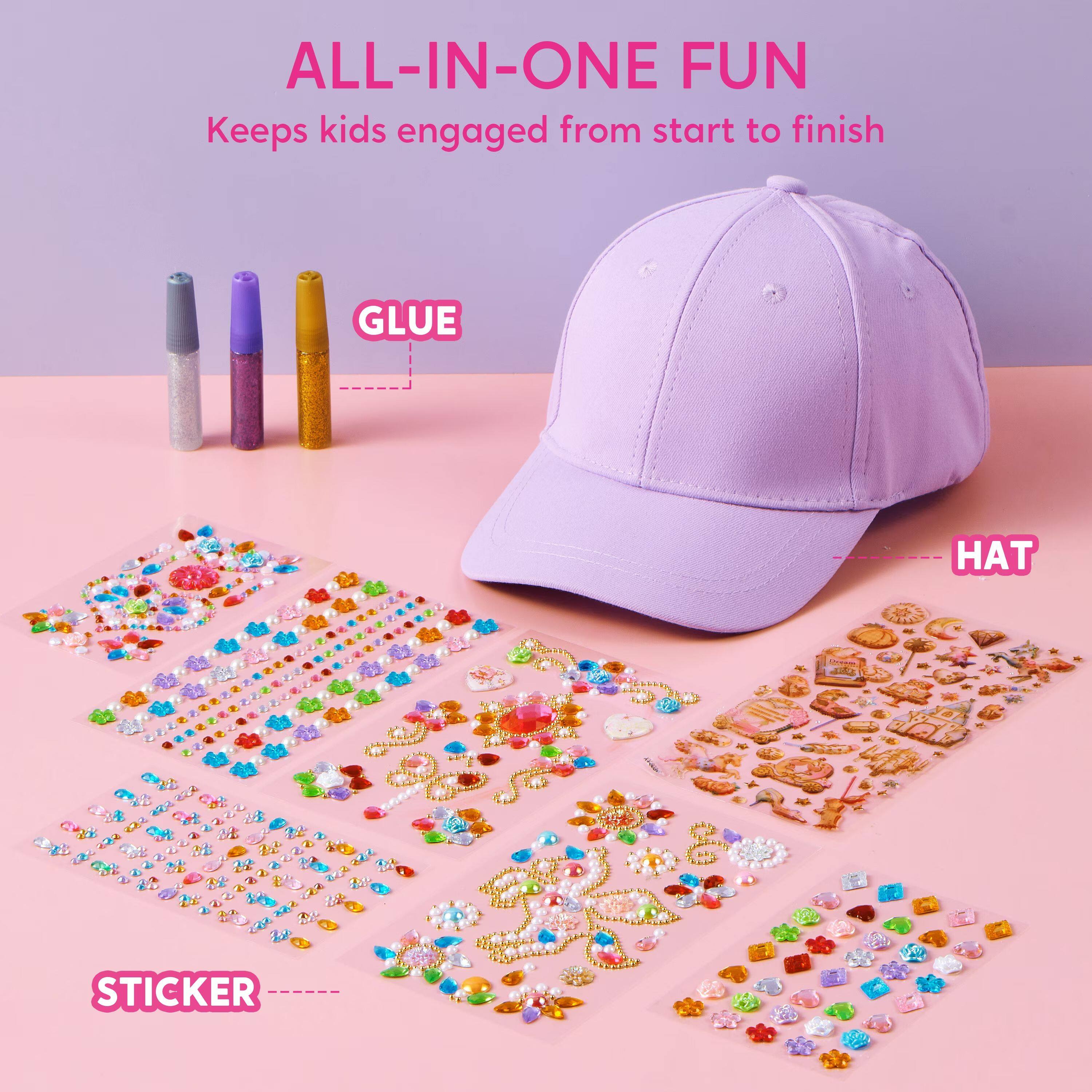 ALL-IN-ONE FUN  
Keeps kids engaged from start to finish

GLUE  
HAT  
STICKER
