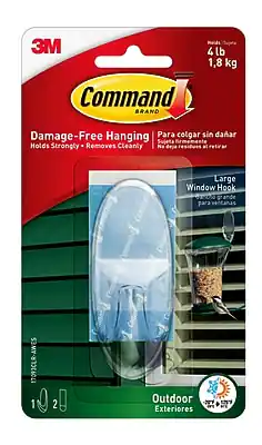 3M Command Brand
Damage-Free Hanging
Holds Strongly • Removes Cleanly
Para colgar sin dañar
Sujeta firmemente • No deja residuos al retirar
Large Window Hook
Gancho grande para ventanas
Outdoor Exteriores
1,8 kg
4 lb
1 2