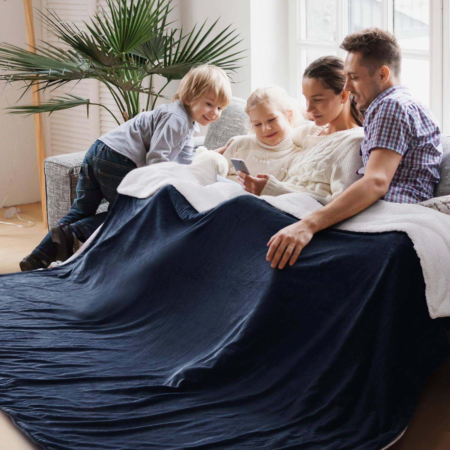 color:03-Navy+size:CalKing(112"x98")