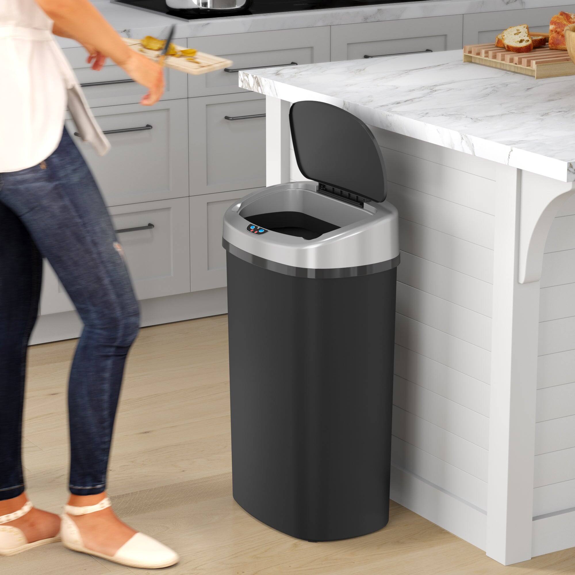 Left. iTouchless - 13 Gallon Oval Plastic Sensor Kitchen Trash Can with AbsorbX Odor Filter - Black.
