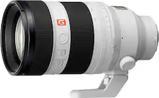 The text on the image reads: "G R 100 150 1 5.6 8 11 - 16 - 22 - A - AF I MF LOCK IRIS E-mount FULL TIME DMF ON, OFF."
