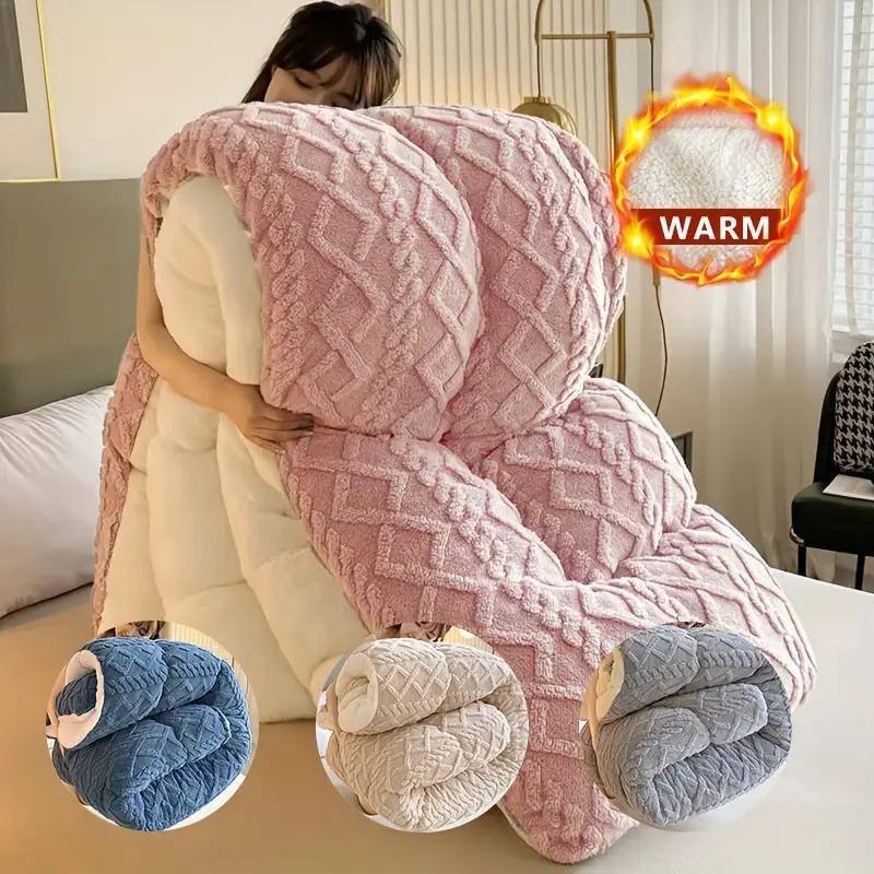 Angle. WG - 1pc Double-Sided Plush Fleece Comforter - Warm, Soft, Skin-Friendly Winter Bedding with Geometric Pattern- Pink - Pink.