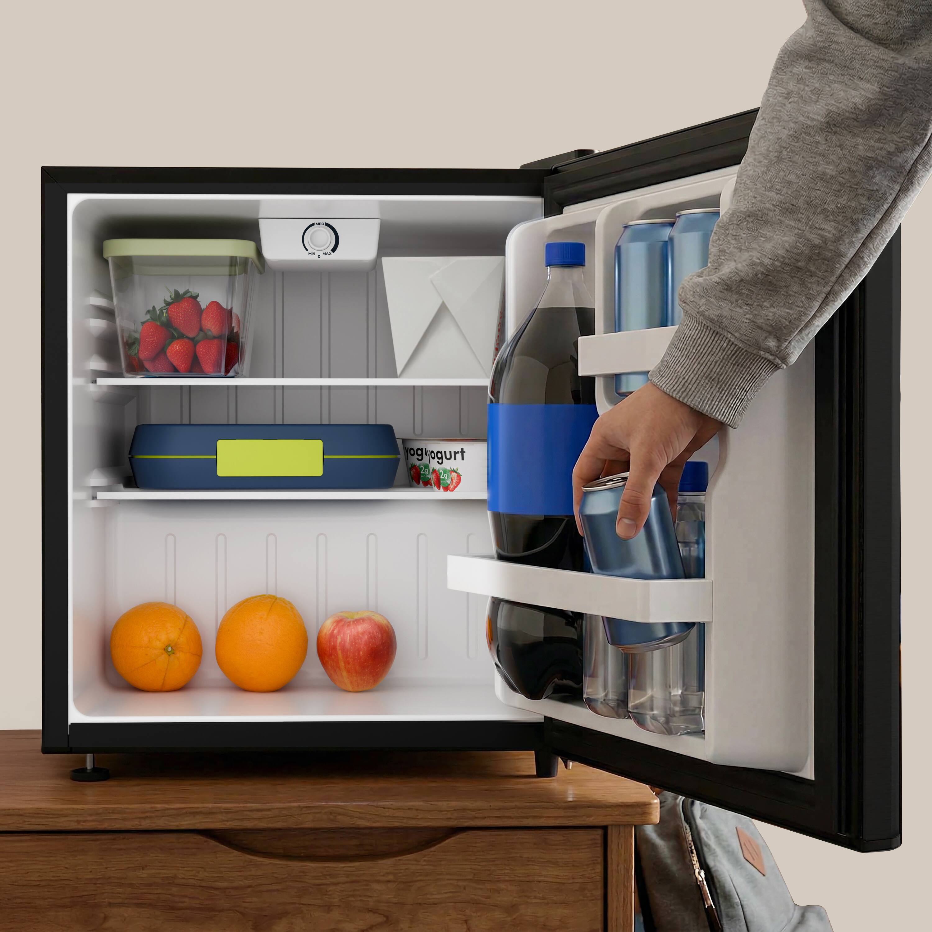 Left. Avanti - 1.6 Cu. Ft. Compact Refrigerator with Auto-Defrost - Black.