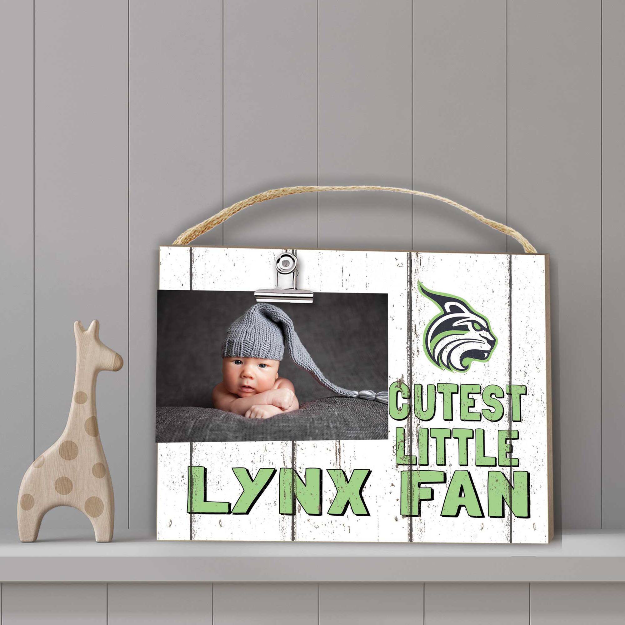 CUTEST LITTLE LYNX FAN