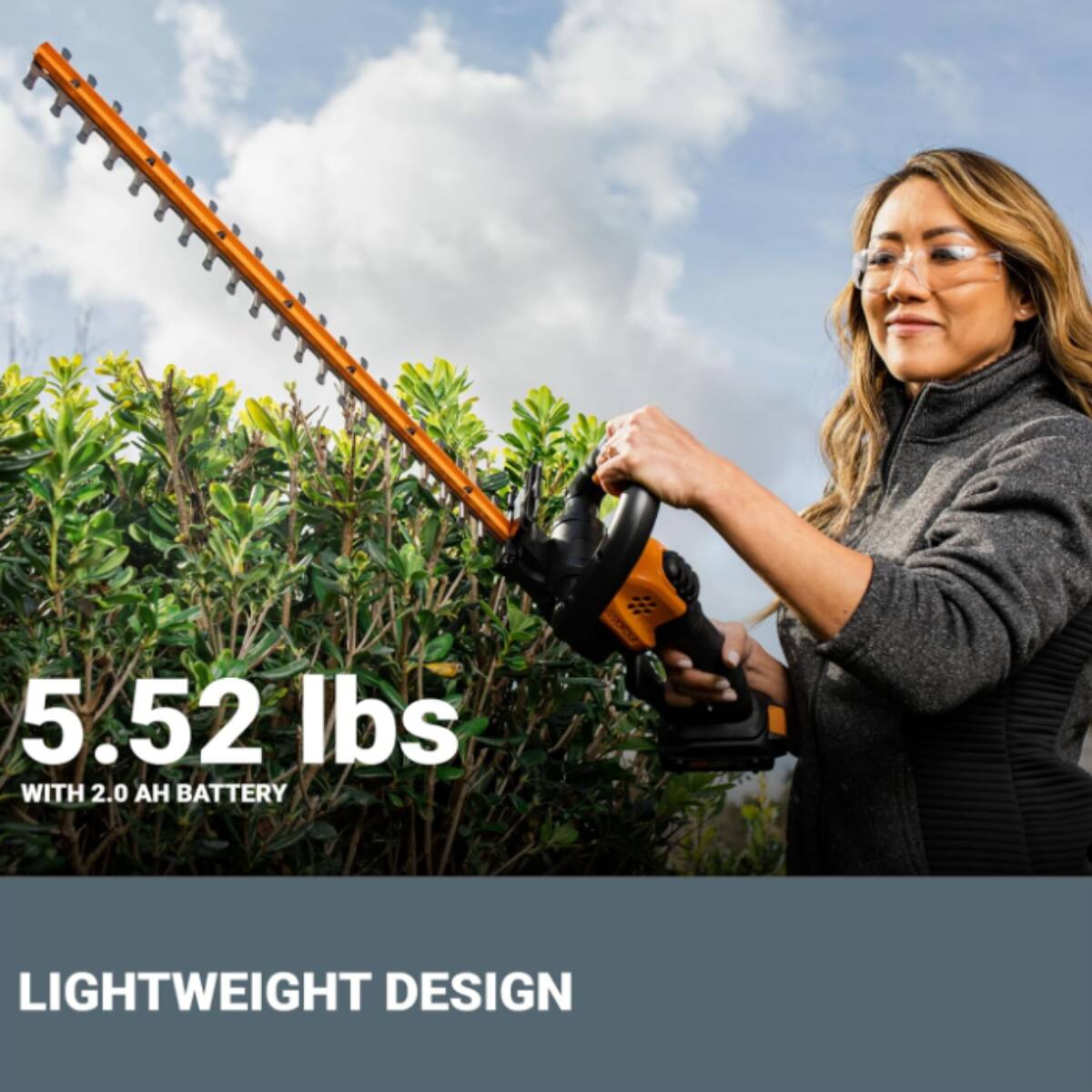 The text on the image reads: "5.52 lbs WITH 2.0 AH BATTERY LIGHTWEIGHT DESIGN."