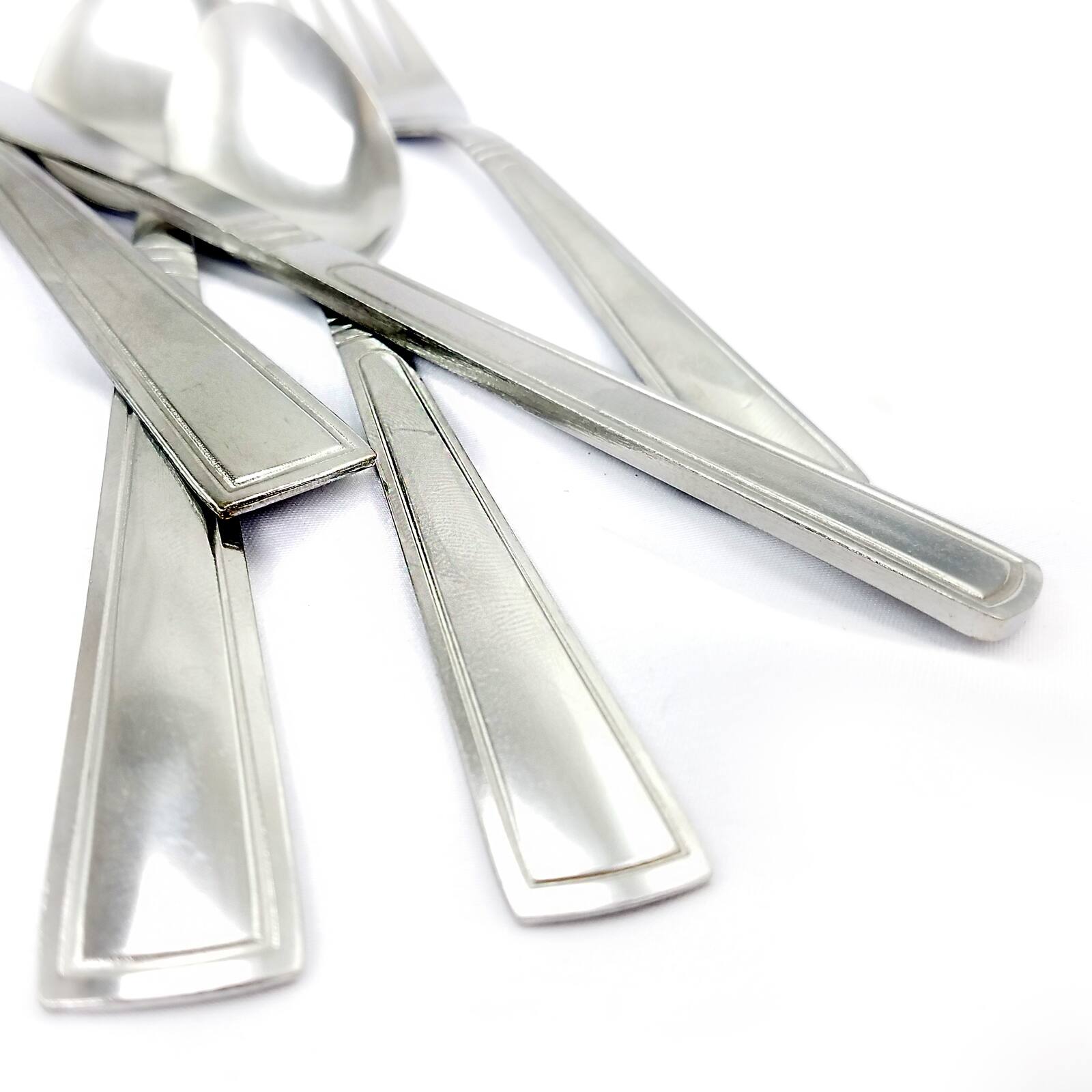 Alt View 1. Gibson - Gibson Home Sefton 24 Piece Flatware Set - Silver.