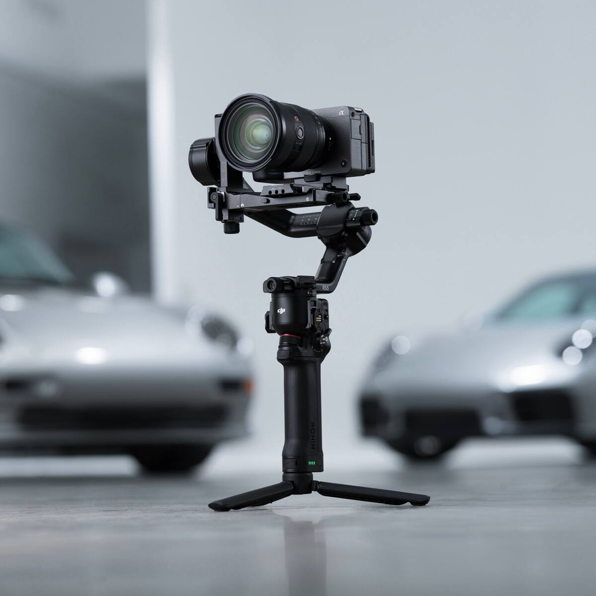 Alt View 8. DJI - DJI RS 5 Handheld Gimbal Stabilizer.