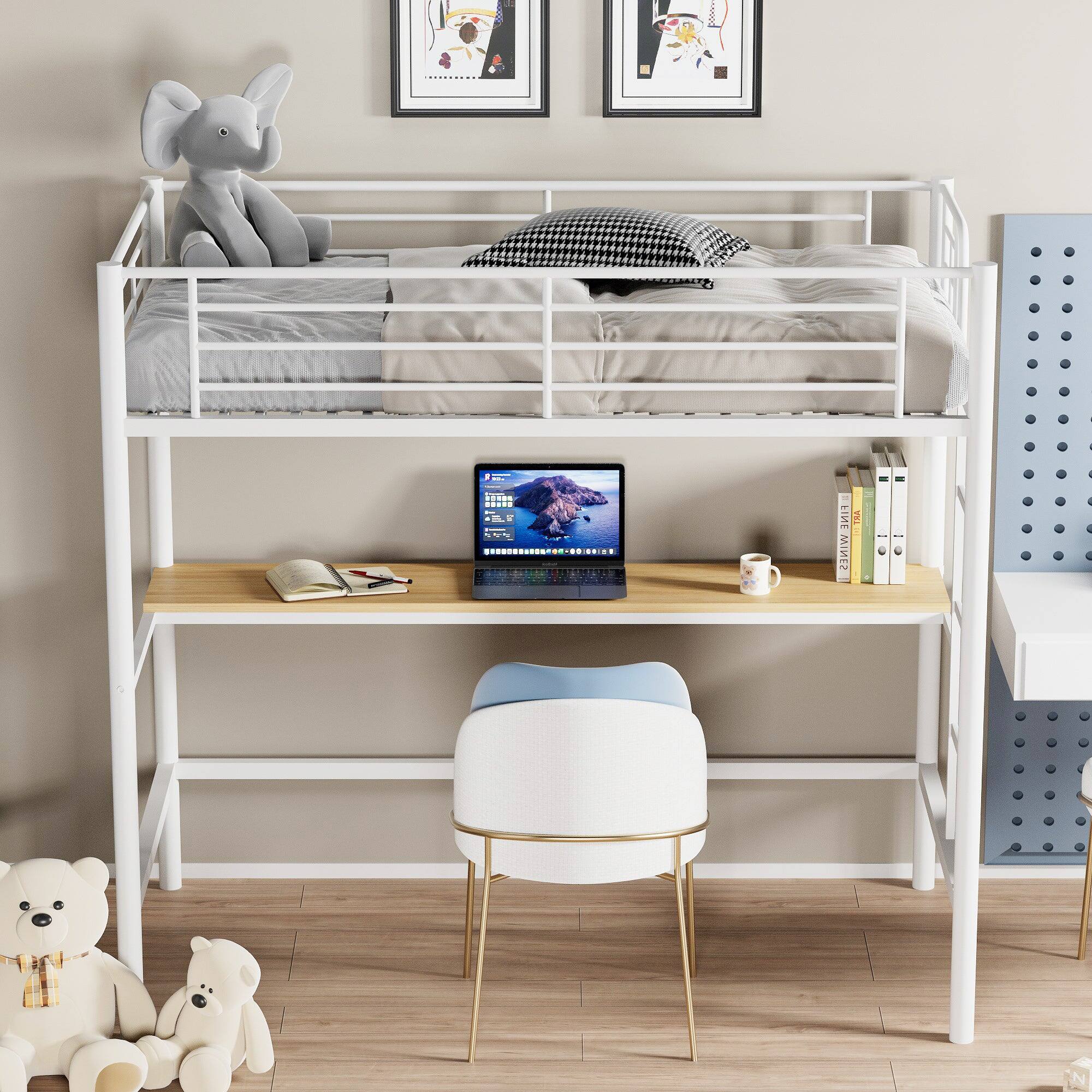 The text in the image is:

"FE | ..... AV . - *.............. ........... - 1 ThA WINES"