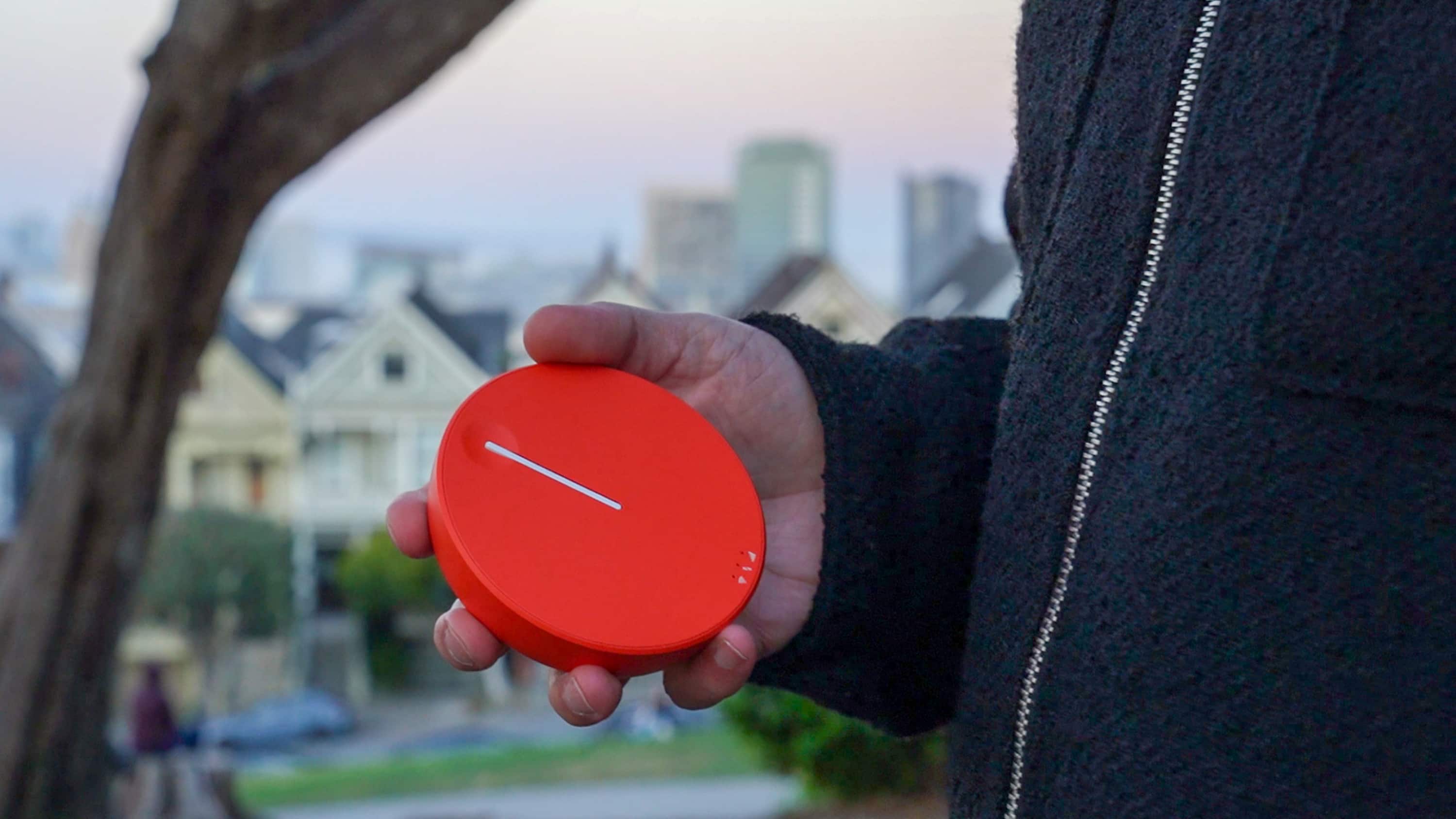 Alt View 11. SIMO - Solis Hero 4G LTE Hotspot & Power Bank with Lifetime Data - Orange.