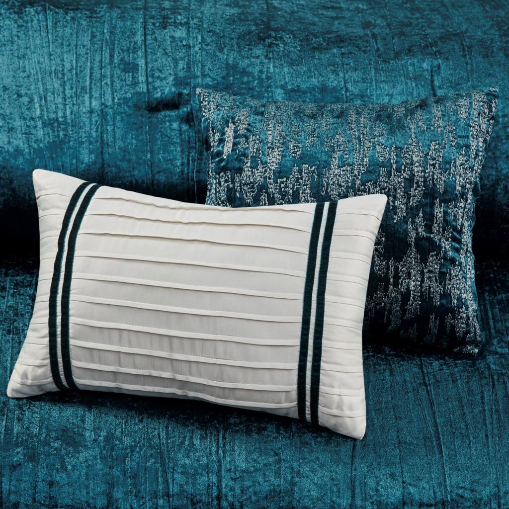 Alt View 2. Gracie Mills - Gracie Mills 5-Piece Solid Crinkle Velvet Comforter Set - Teal.