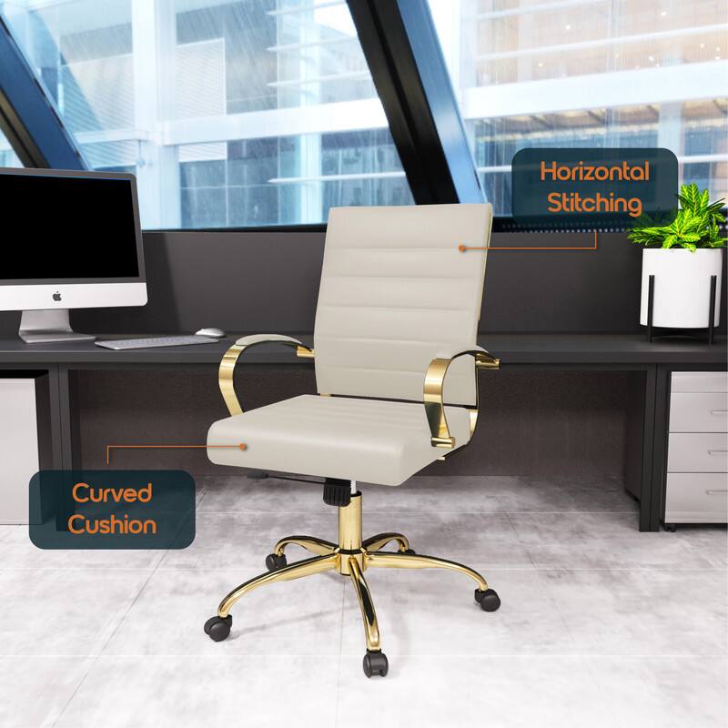 Horizontal Stitching  
Curved Cushion