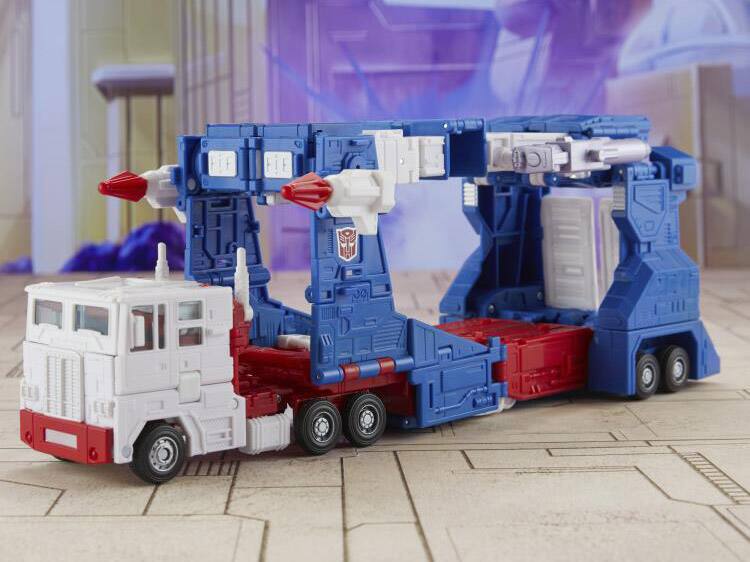 Alt View 7. Transformers - 86-21 Ultra Magnus Commander Class | Transformers Studio Series | Transformers: The Movie 86.