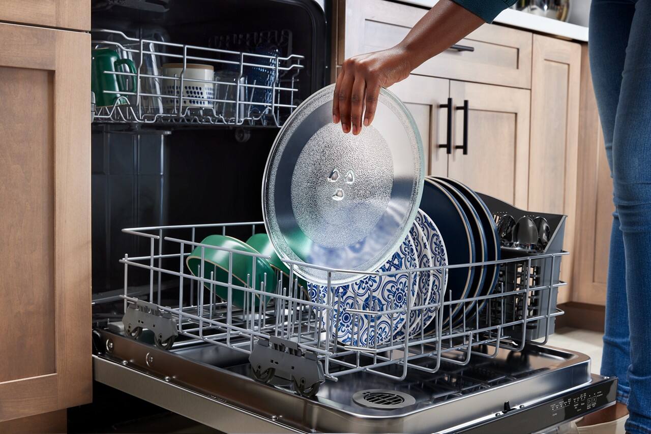 The text on the image is:

"NEFF"