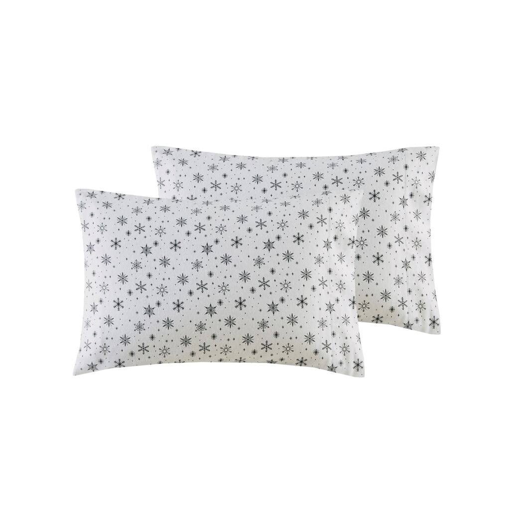 Alt View 4. Gracie Mills - Gracie Mills 4PC Dottie Oversized Flannel Sheet Set - Black Snowflakes.