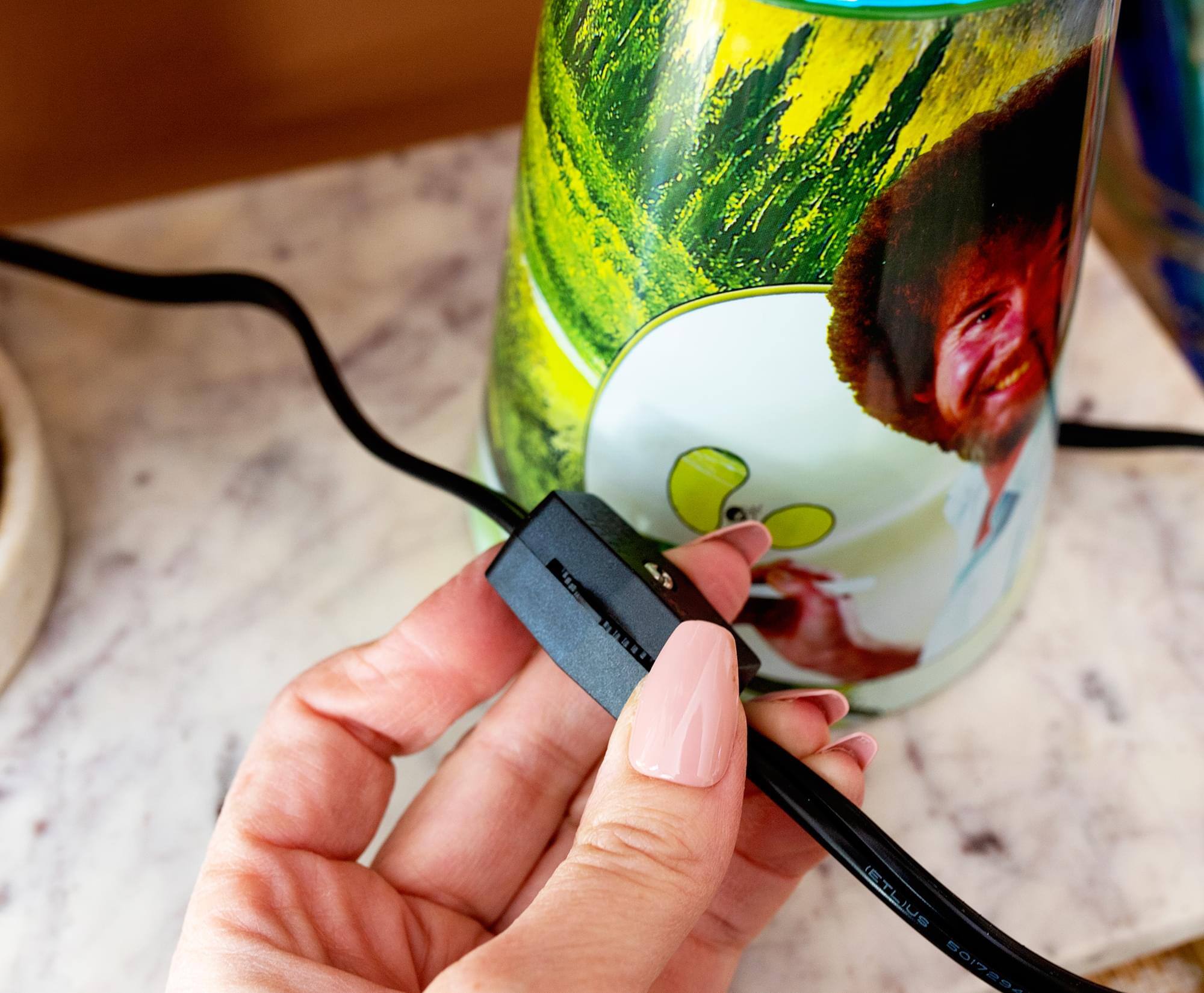 The text on the image reads:

"5 WE b ETLUS 5017254"