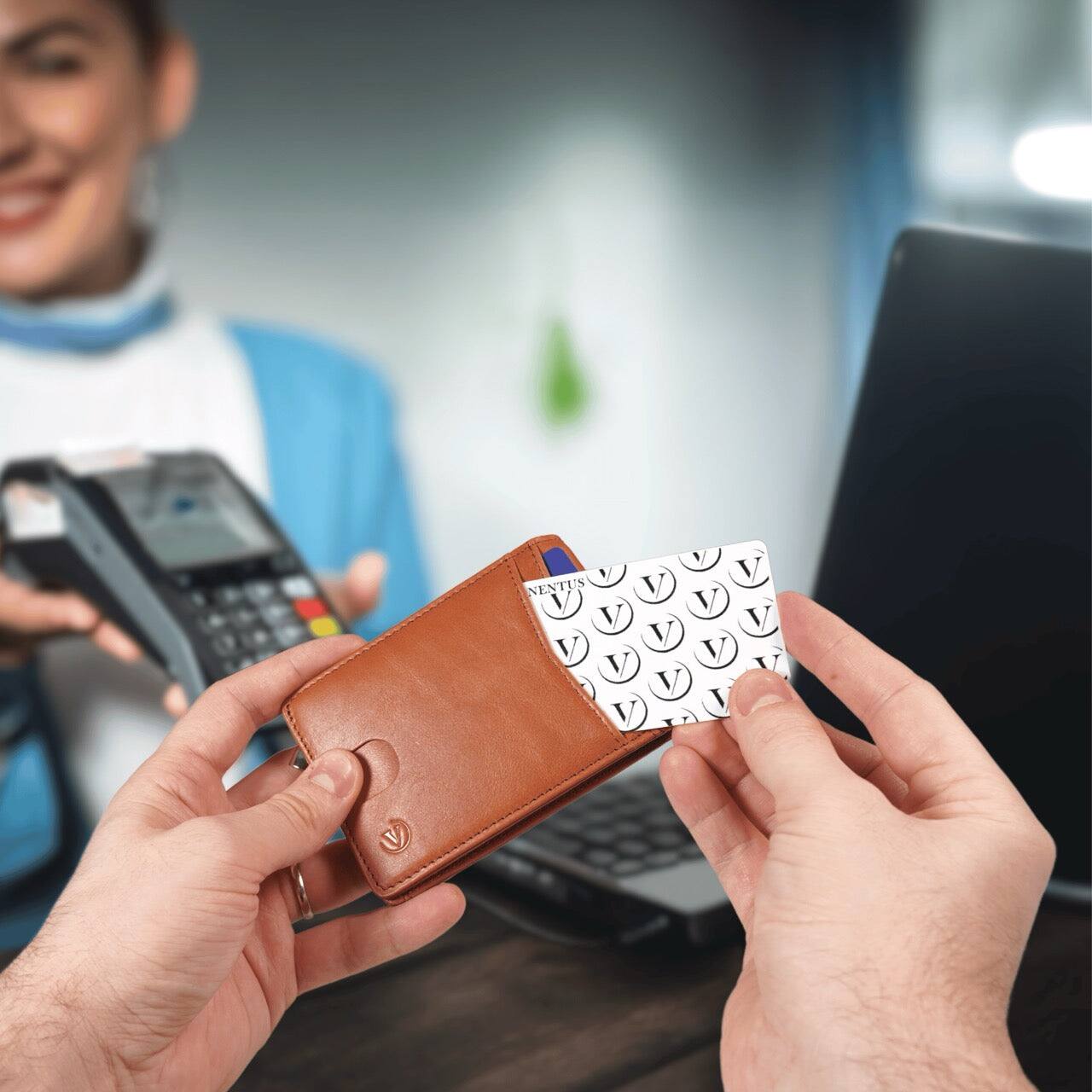 Alt View 4. Vionentus - Supreme Smart VN400 AirTag Wallet - Dark Brown.