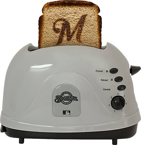 Angle Standard. Pangea Brands - ProToast Milwaukee Brewers 2-Slice Toaster - Silver.