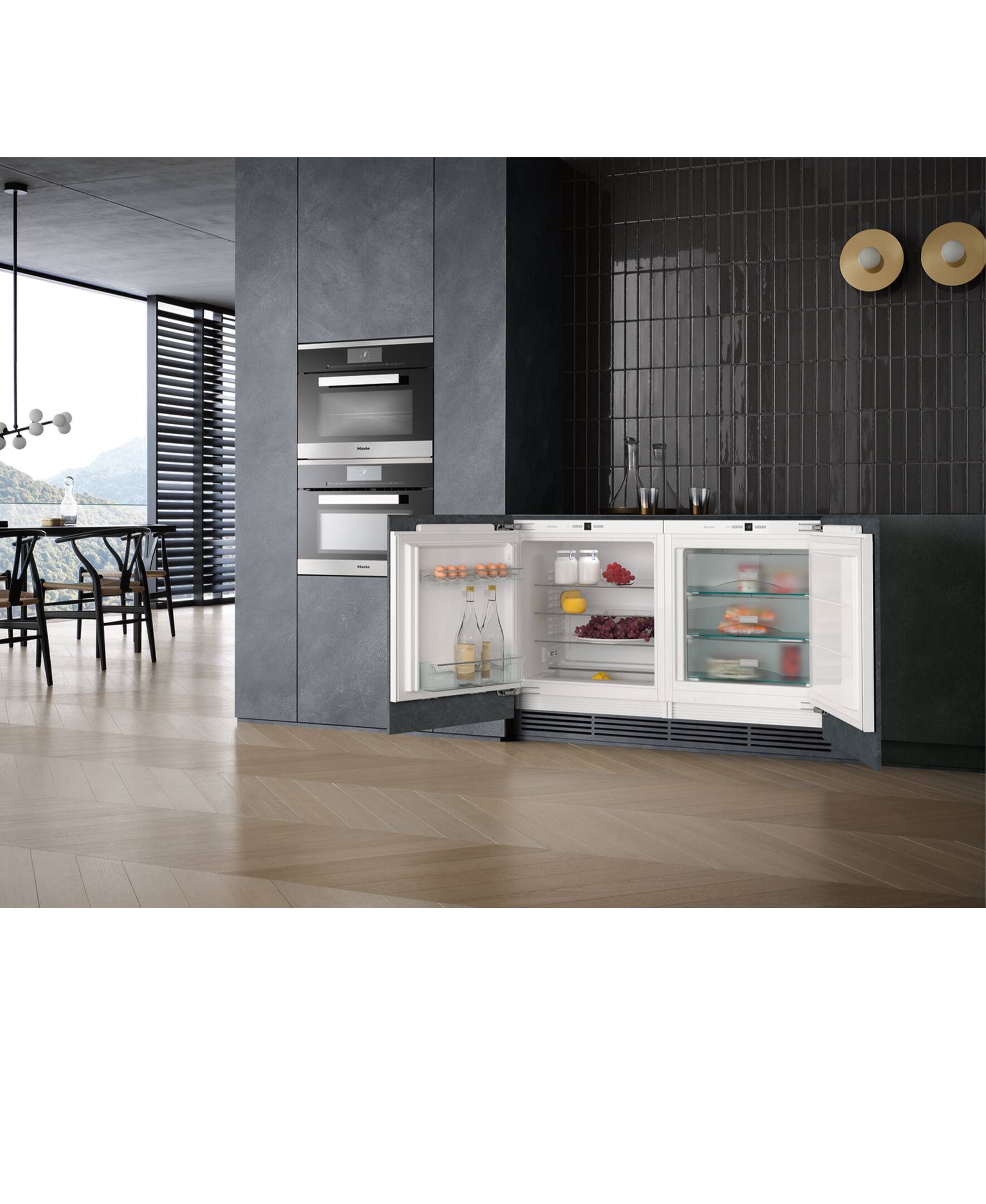 Angle. Miele - K 31222 Ui - Stainless Steel.