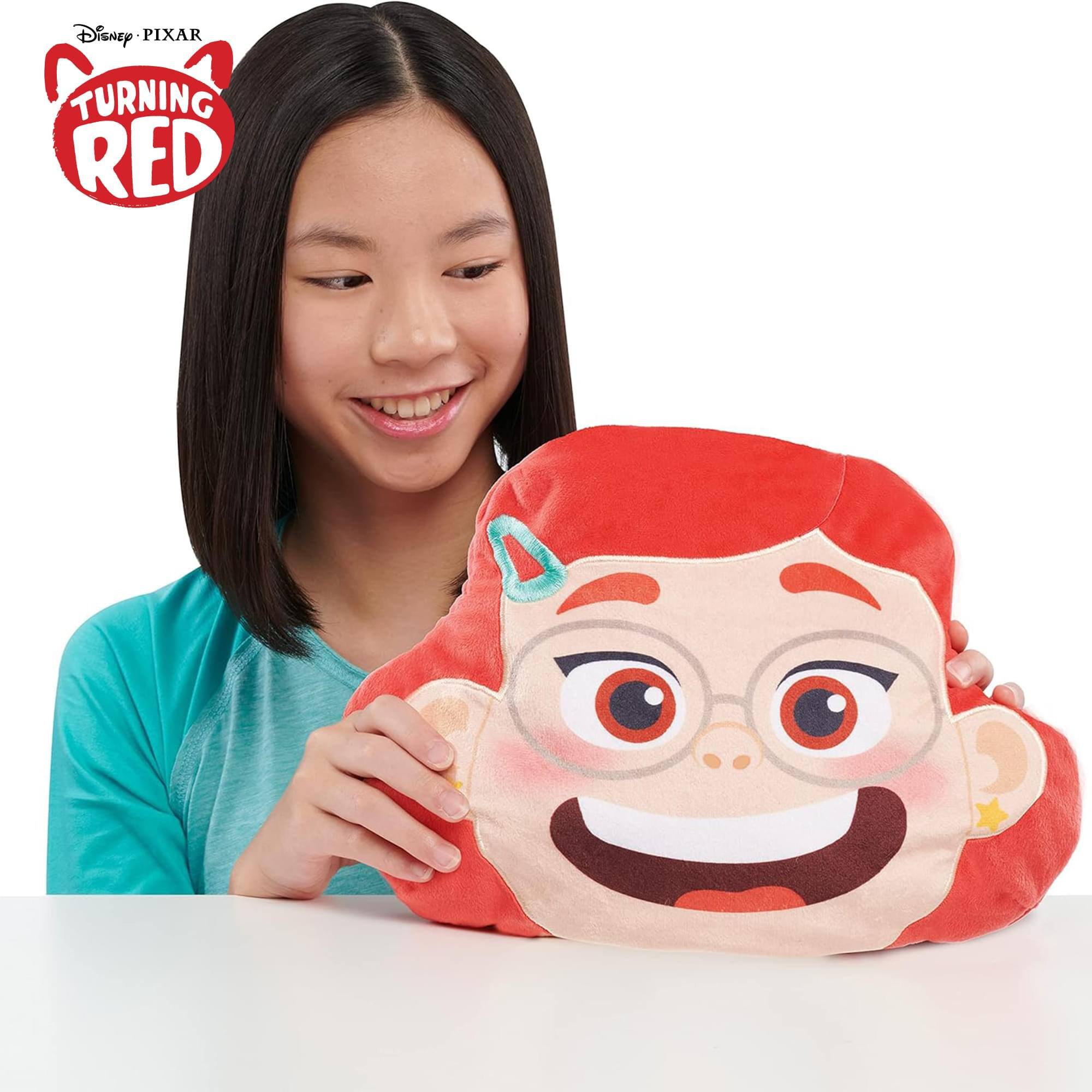 Disney Pixar Turning Red