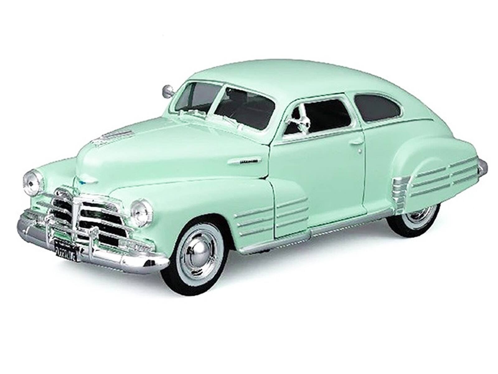 Alt View 1. Maisto - 1948 Chevrolet Fleetline Aerosedan Light Green "Special Edition" 1/25 Scale Diecast Model Car by Maisto.
