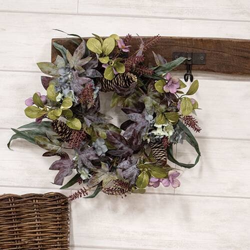 Angle. BreeBe - Hydrangea & Pine Cones Wreath - 18" - Multicolor.