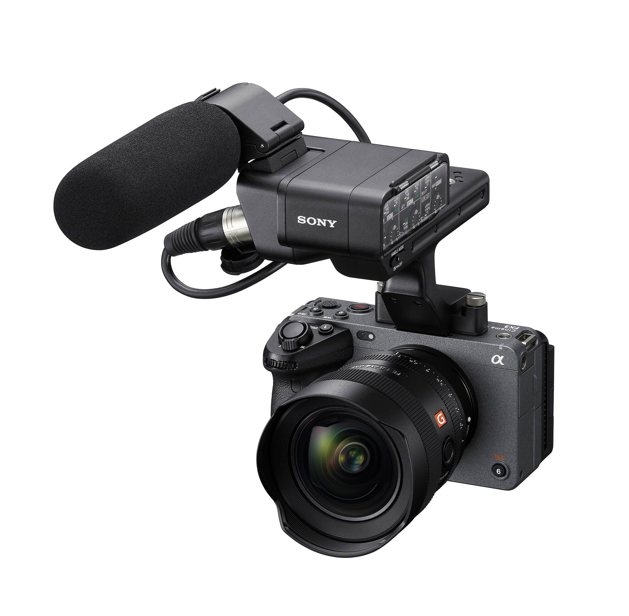 Left. Sony - Sony FE 14mm f1.8 GM Full Frame Large Aperture Prime G Master Lens Bundle.