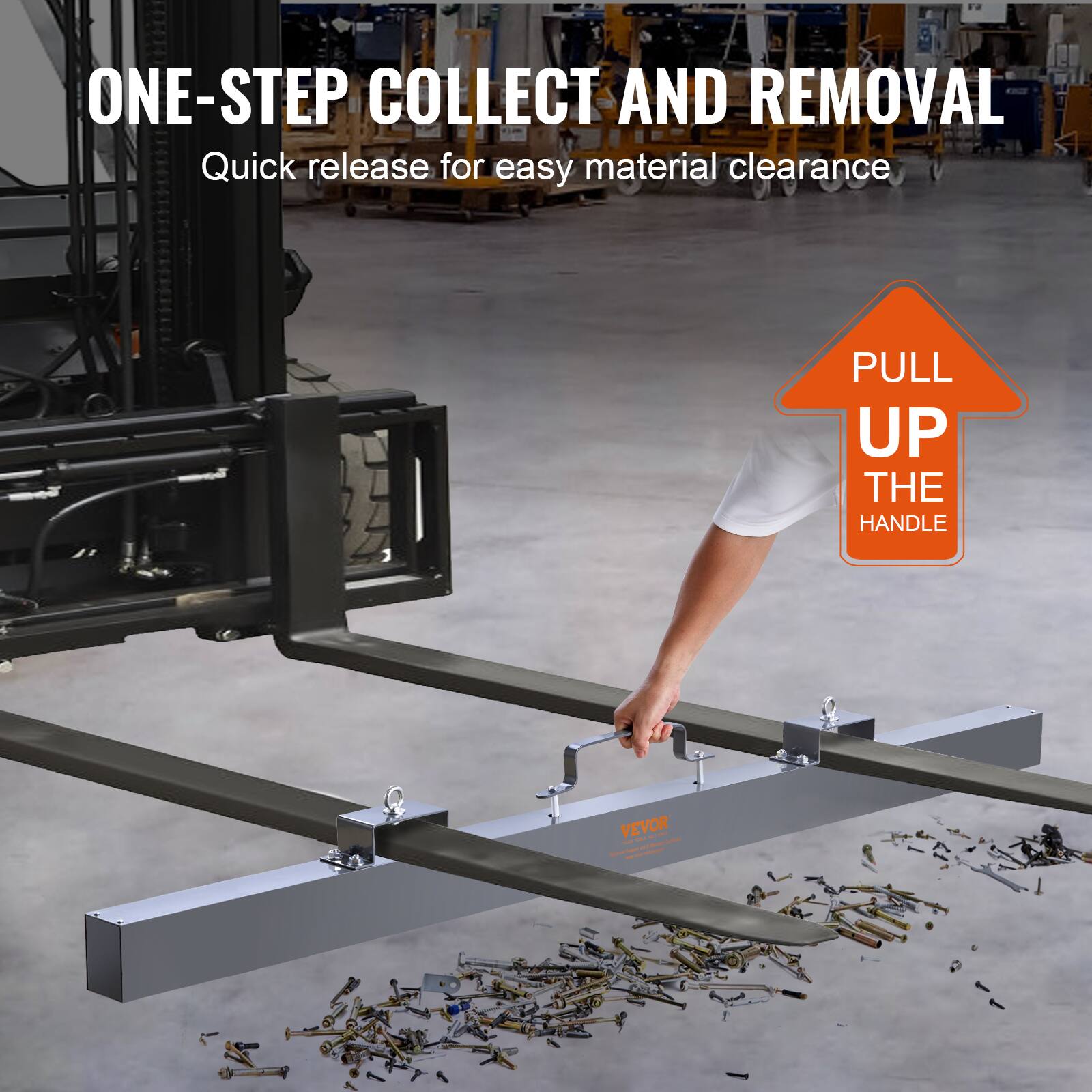 ONE-STEP COLLECT AND REMOVAL  
Quick release for easy material clearance  

PULL UP THE HANDLE