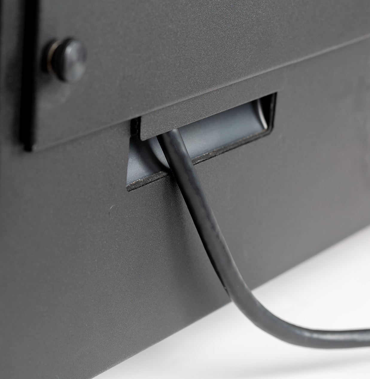 Alt View 18. SunBriteTV - Pro 2 Series 32 inch HD Outdoor TV Full Sun (2022) - Black.