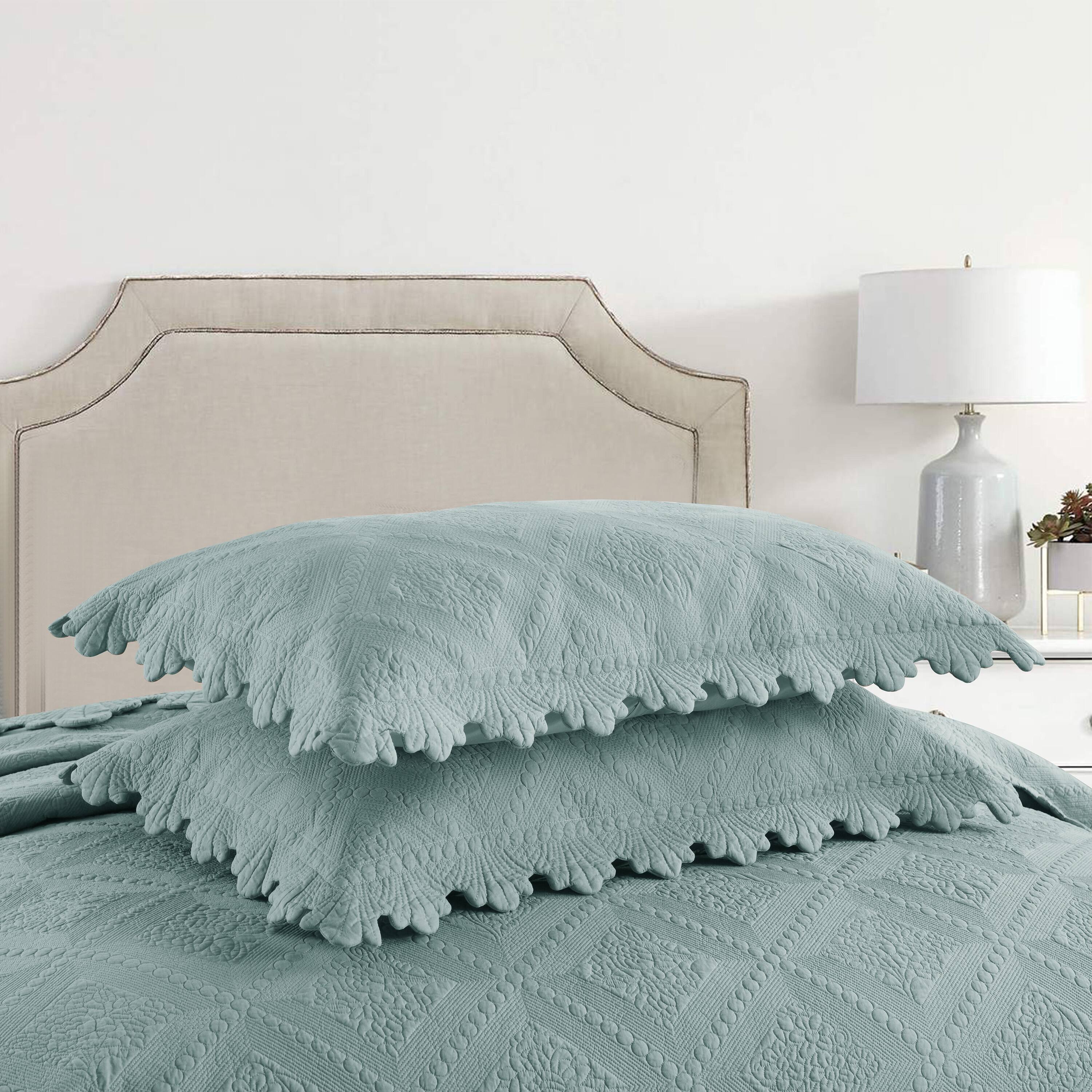 Left. MarCielo - Marcielo 3 Piece 100% Cotton Oversized Bedspread Lightweight Quilt Bedspread Set - Aqua Green.