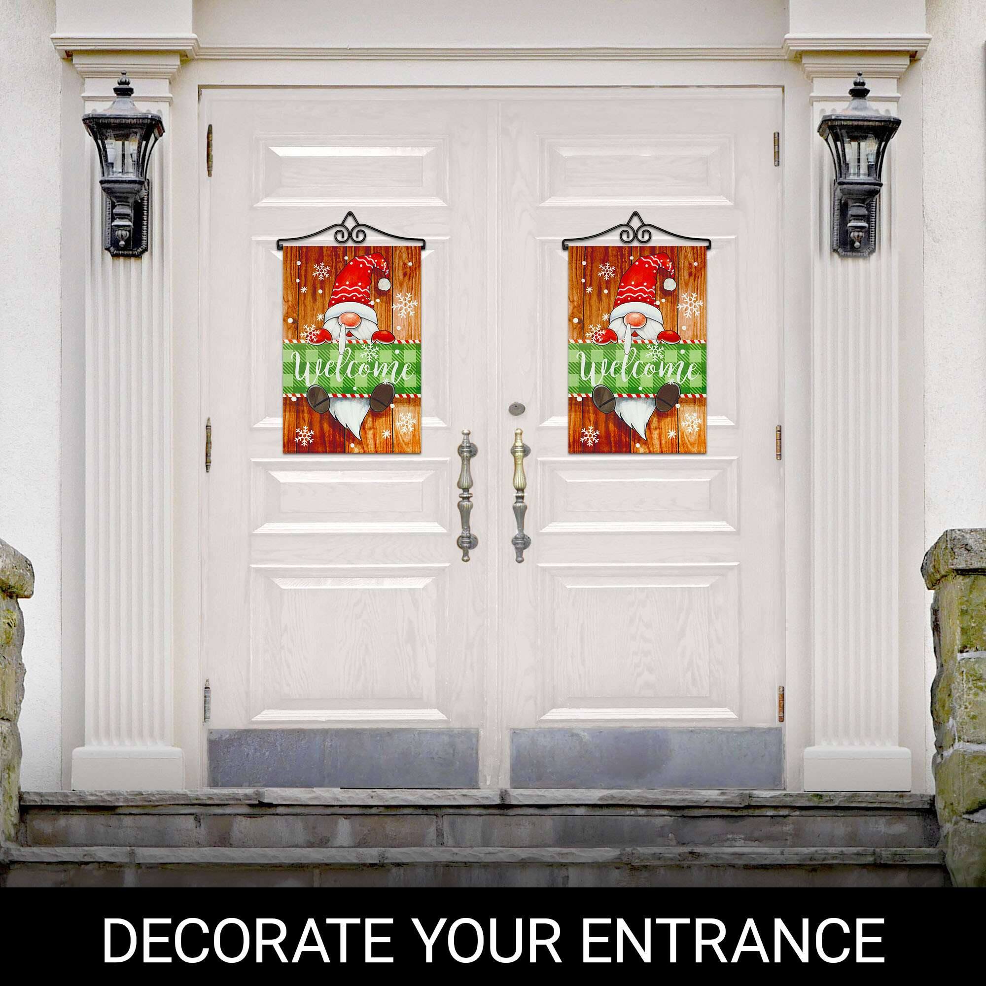 DECORATE YOUR ENTRANCE