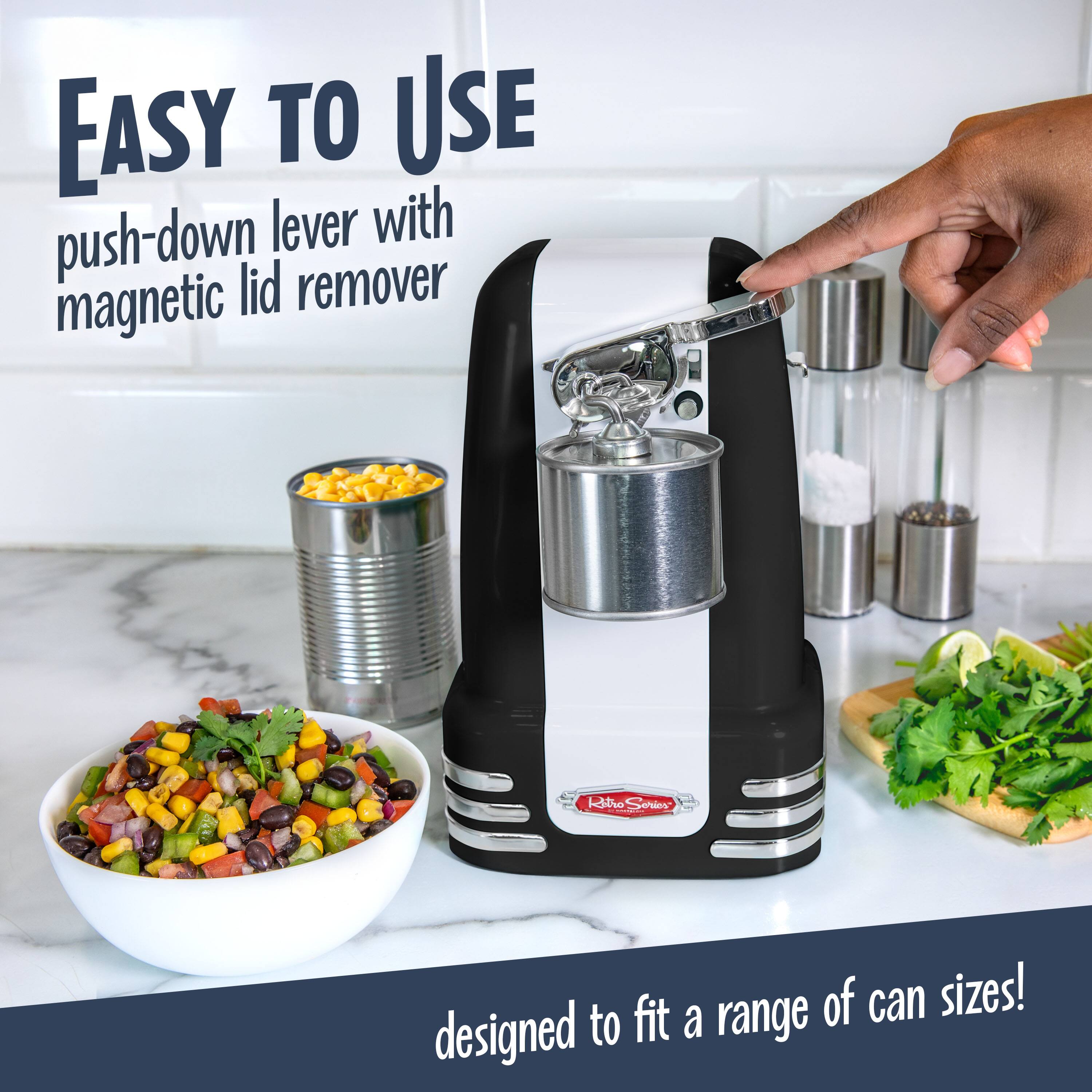EASY TO USE  
push-down lever with magnetic lid remover  
designed to fit a range of can sizes!