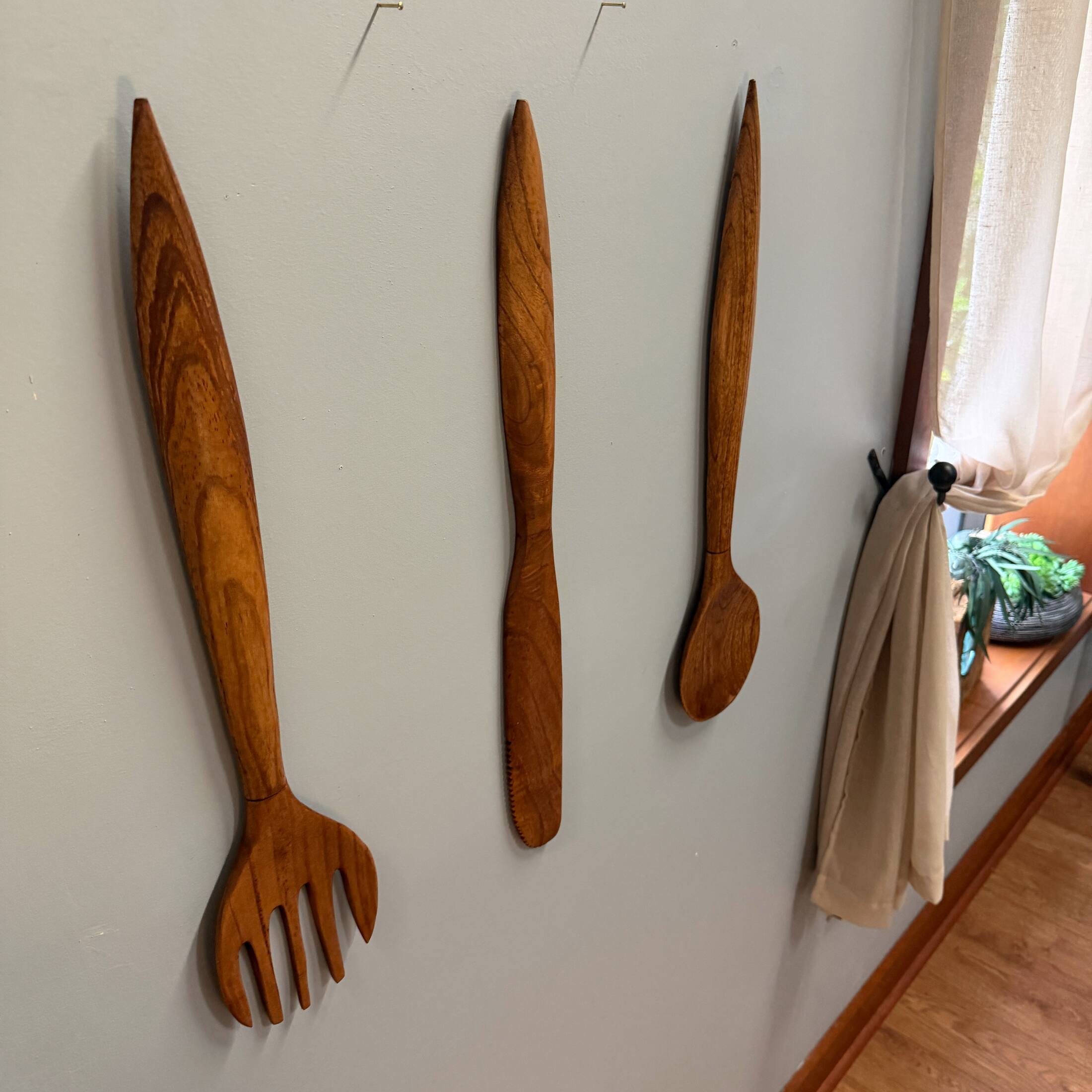 Alt View 4. Zeckos - Oversized Wooden Cutlery Wall Art Set Spoon Fork Knife 24 Inch Kitchen Decor - Natural.