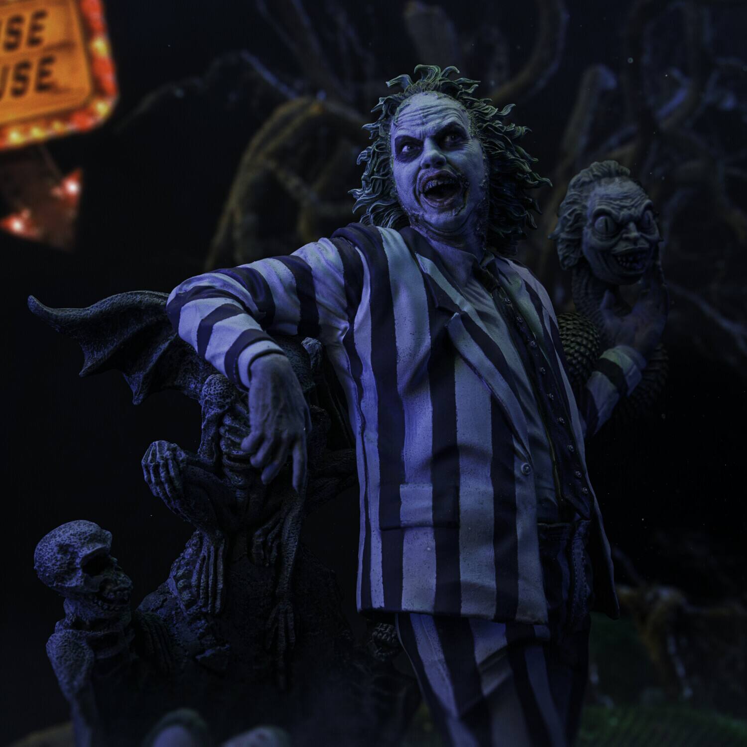 Alt View 1. Iron Studios - Iron Studios - Beetlejuice Beetlejuice - Art Scale 1/10 - Beetlejuice Statue   - COLLECTIBLES - Multicolor.