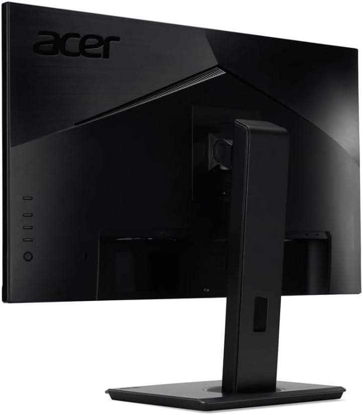 The text on the image is:

"acer"
