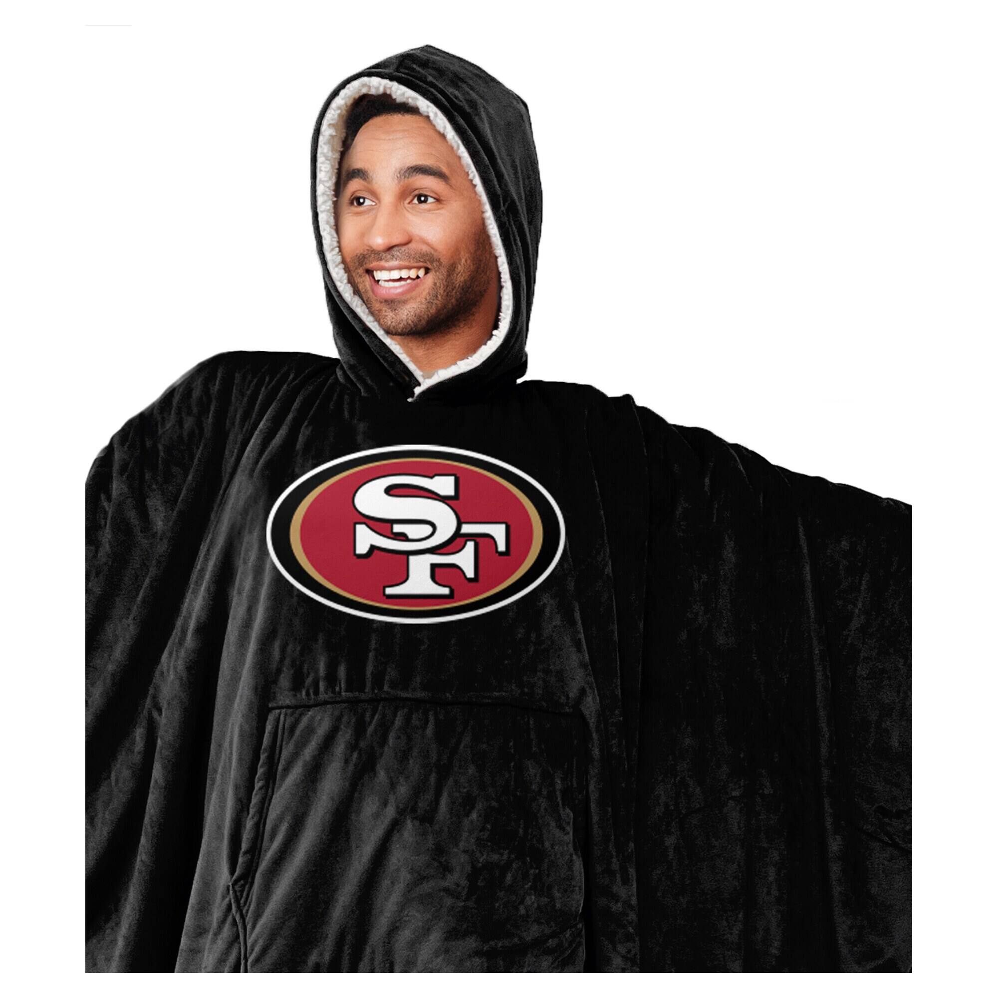 Front. Pegasus - San Francisco 49ers 60" x 80" Logo Patch Team Color Bloncho with Sherpa - Multicolor.