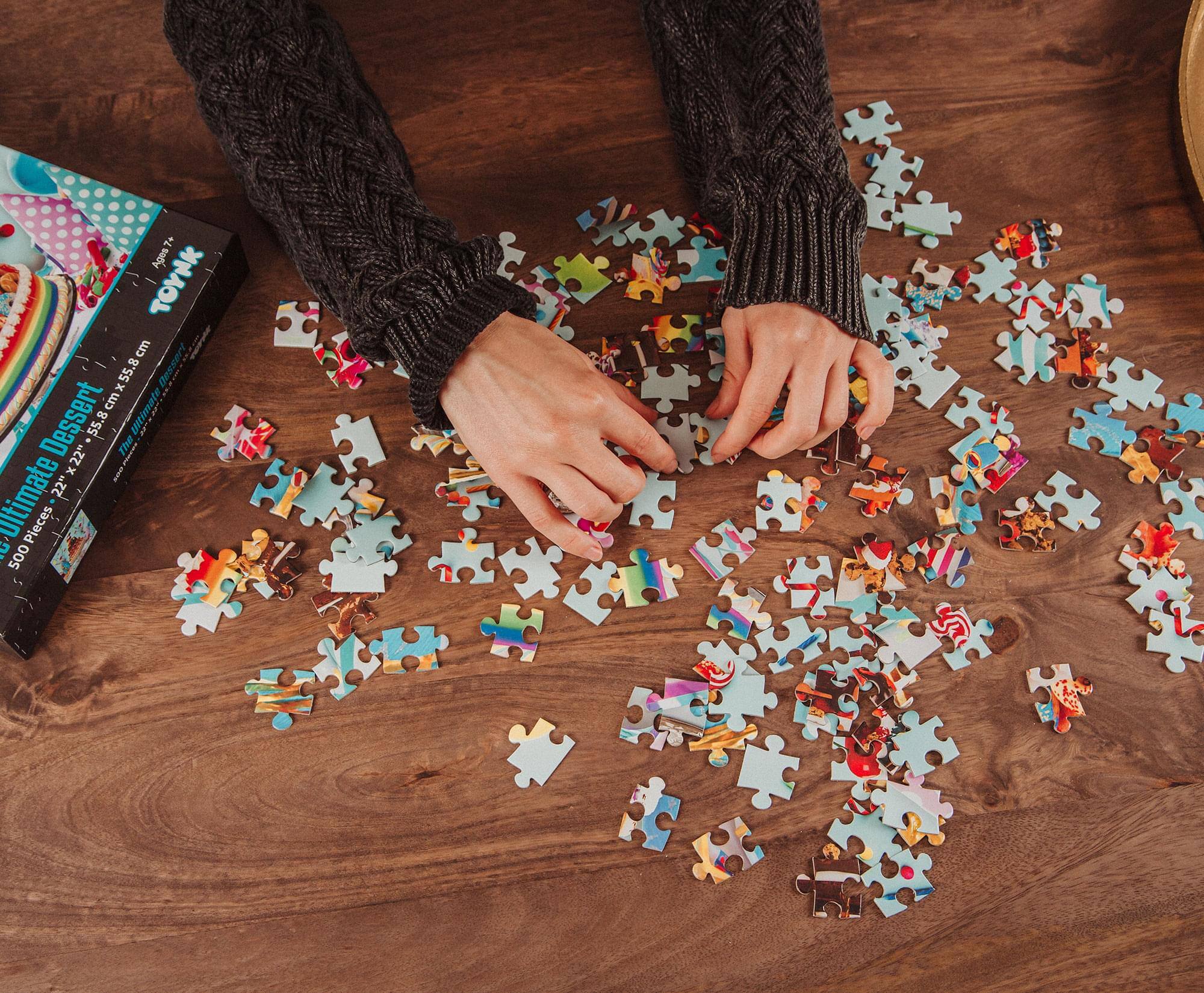 Ultimate Dessert  
500 Pieces  
22" x 55.8 cm