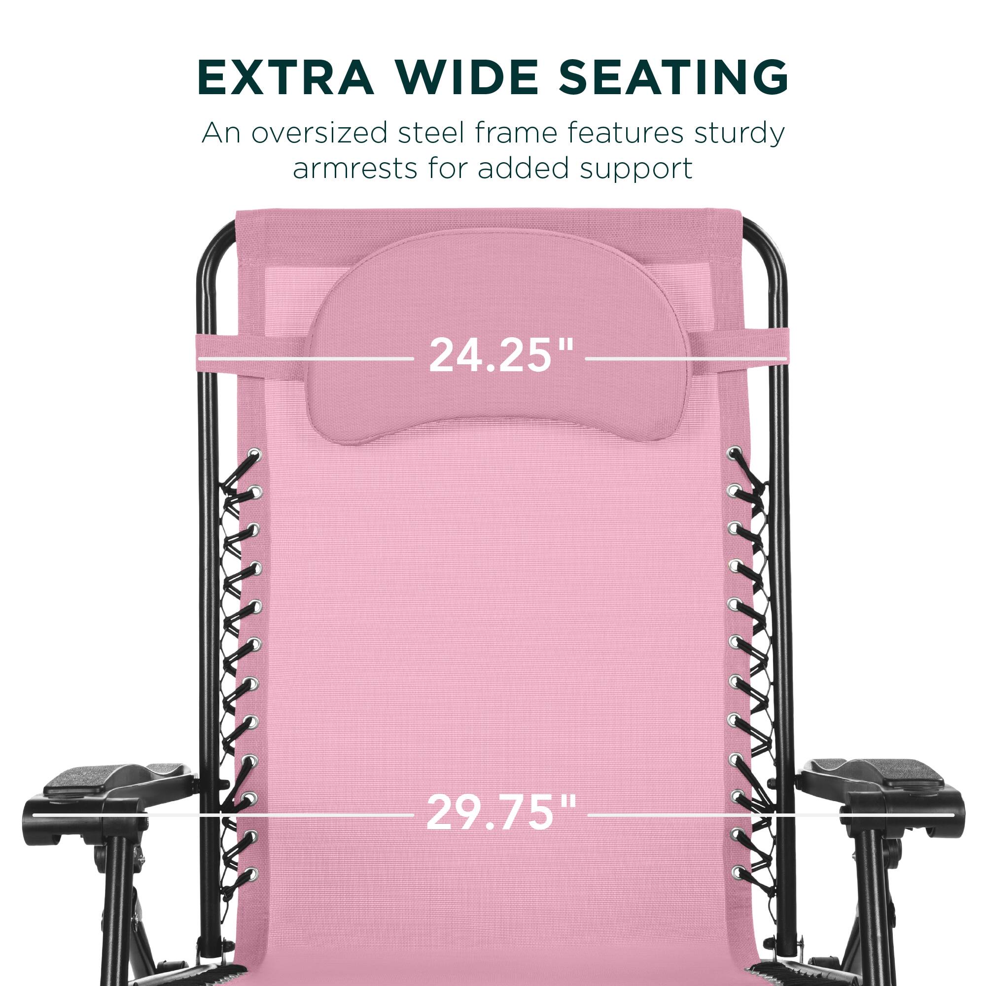EXTRA WIDE SEATING

An oversized steel frame features sturdy armrests for added support

24.25" 29.75"