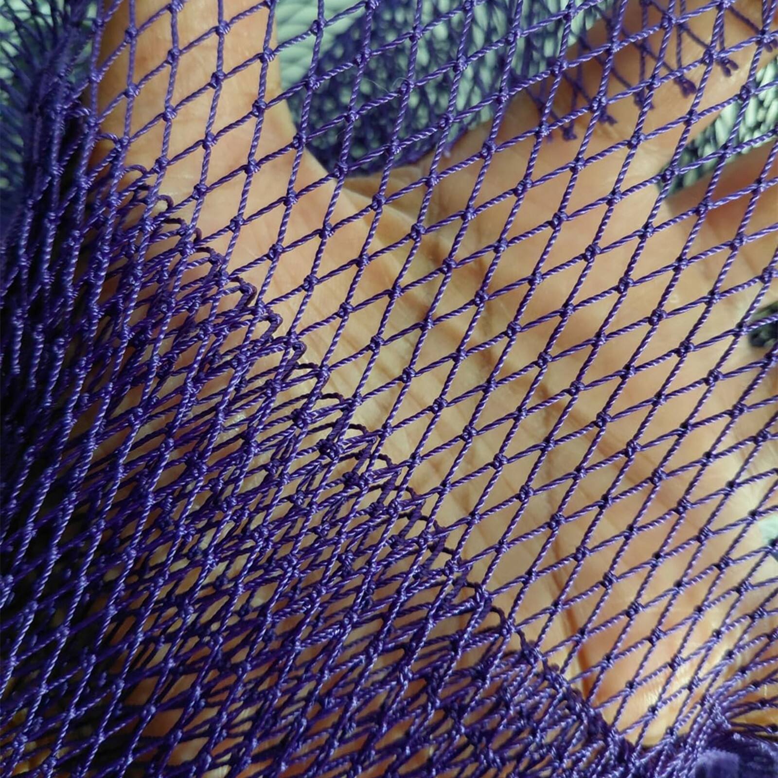 Left. Giantpower - 3 Pack African Net Sponge Authentic with knots.