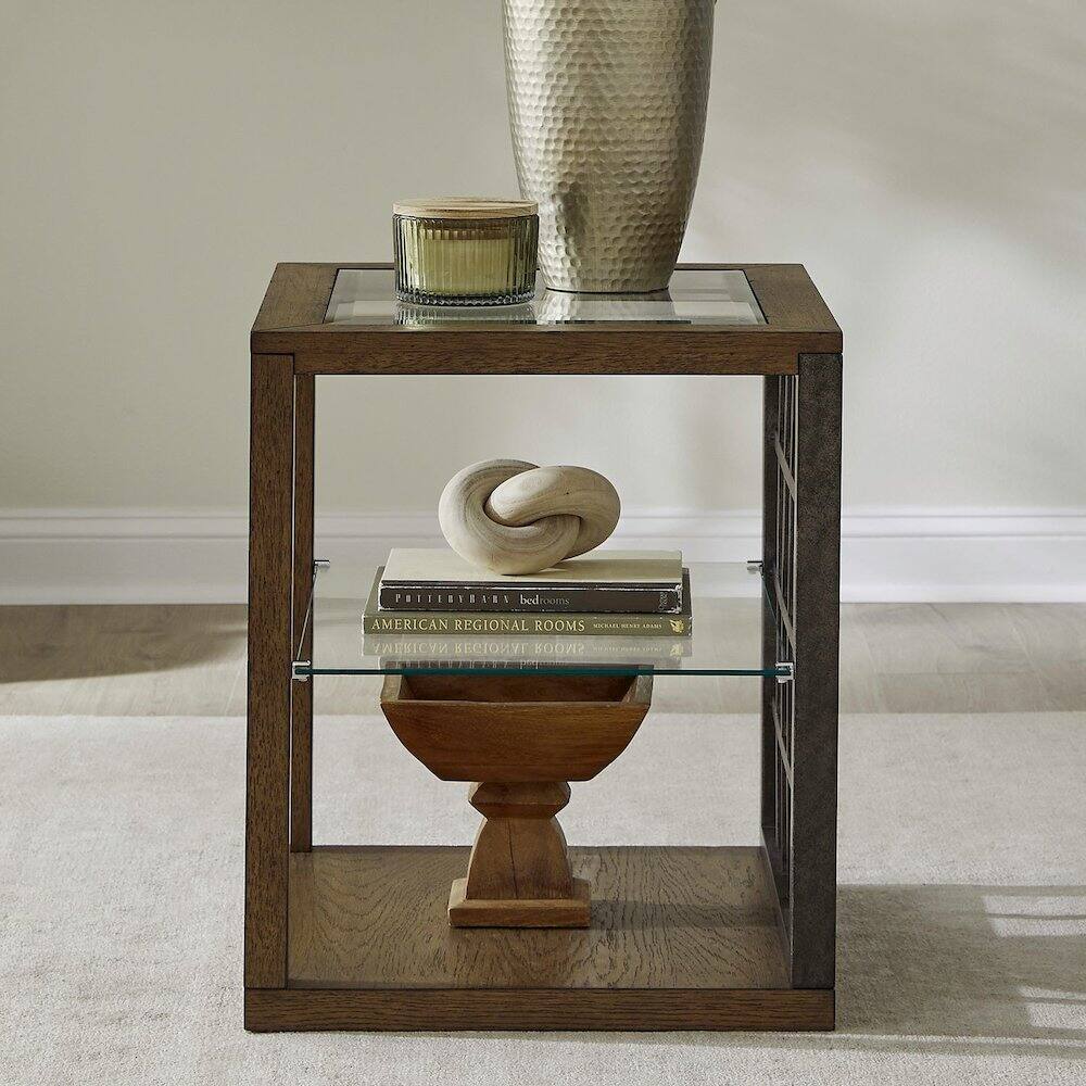PETER PARYBANS bedro SMO AMERICAN REGIONAL ROOMS