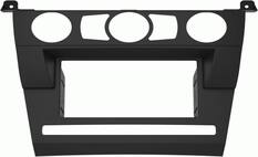 Front. Metra - Dash Kit for 2004-2007 BMW 5 Series Vehicles - Matte Black.
