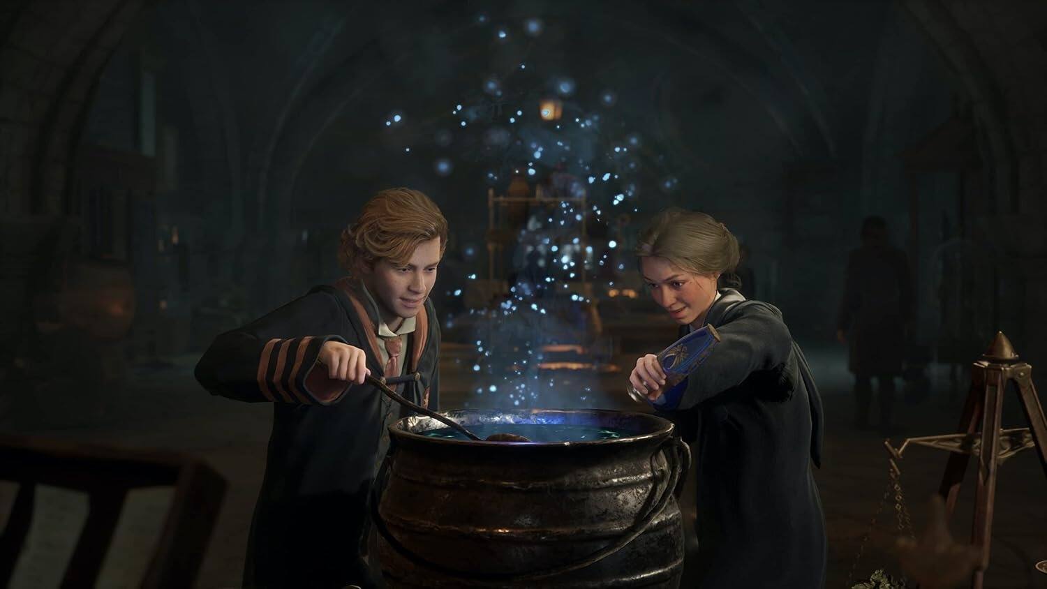Alt View 3. Warner Bros. - Hogwarts Legacy - with Amazon Exclusive Content [Xbox Series X].