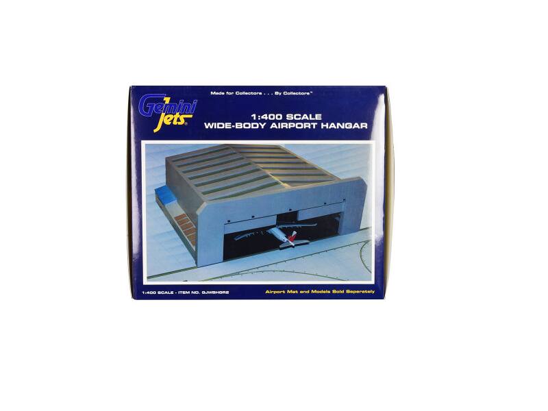Made for Collectors: By Collectors  
Gemini Jets  
1:400 SCALE  
WIDE-BODY AIRPORT HANGAR  
1:400 SCALE - ITSI NO OJWBHORE  
Airport Mat and Models Sold Separately
