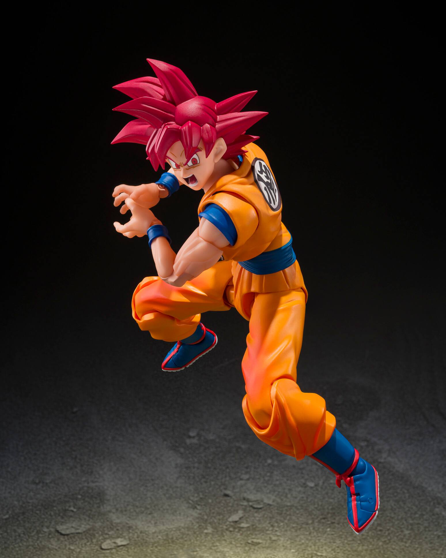 Left. Bandai - 5.5" Super Saiyan God Son Goku (God Aura) - Dragon Ball Super - Tamashii Nations S.H.Figuarts.